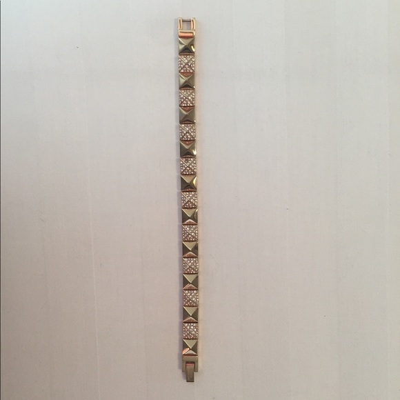 Michael Kors Jewelry - michael kors bracelet Michael Kors Jewelry - michael kors bracelet
